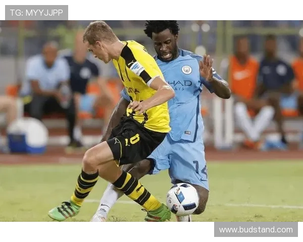 对阵曼城中场压迫体系：乌加特的防守考验