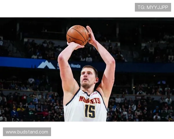 唐斯内线高效背身得分拉开与约基奇低位对抗差距