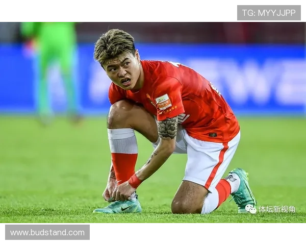 艾弗森无球穿插撕裂防线，得分爆发力改变比赛节奏